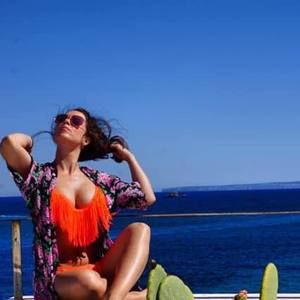 Meet your Posher, Lau